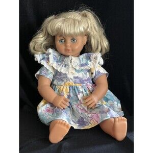 Vintage COLLECTIBLE WORLD WIDE LISSI DOLL 18" BLONDE HAIR & BLUE EYES CLOTHED